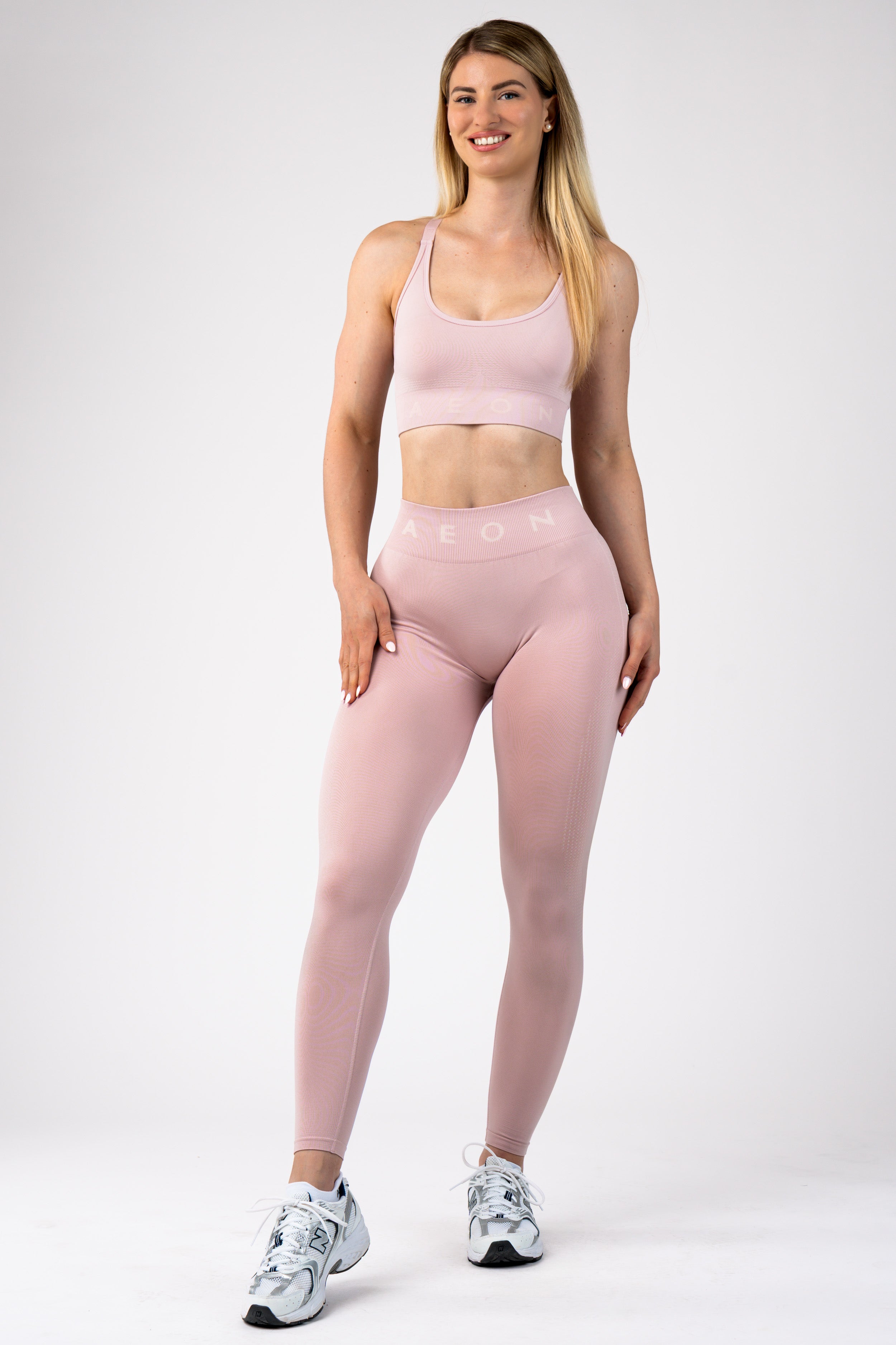 ELEVATE SEAMLESS LEGGINGS
