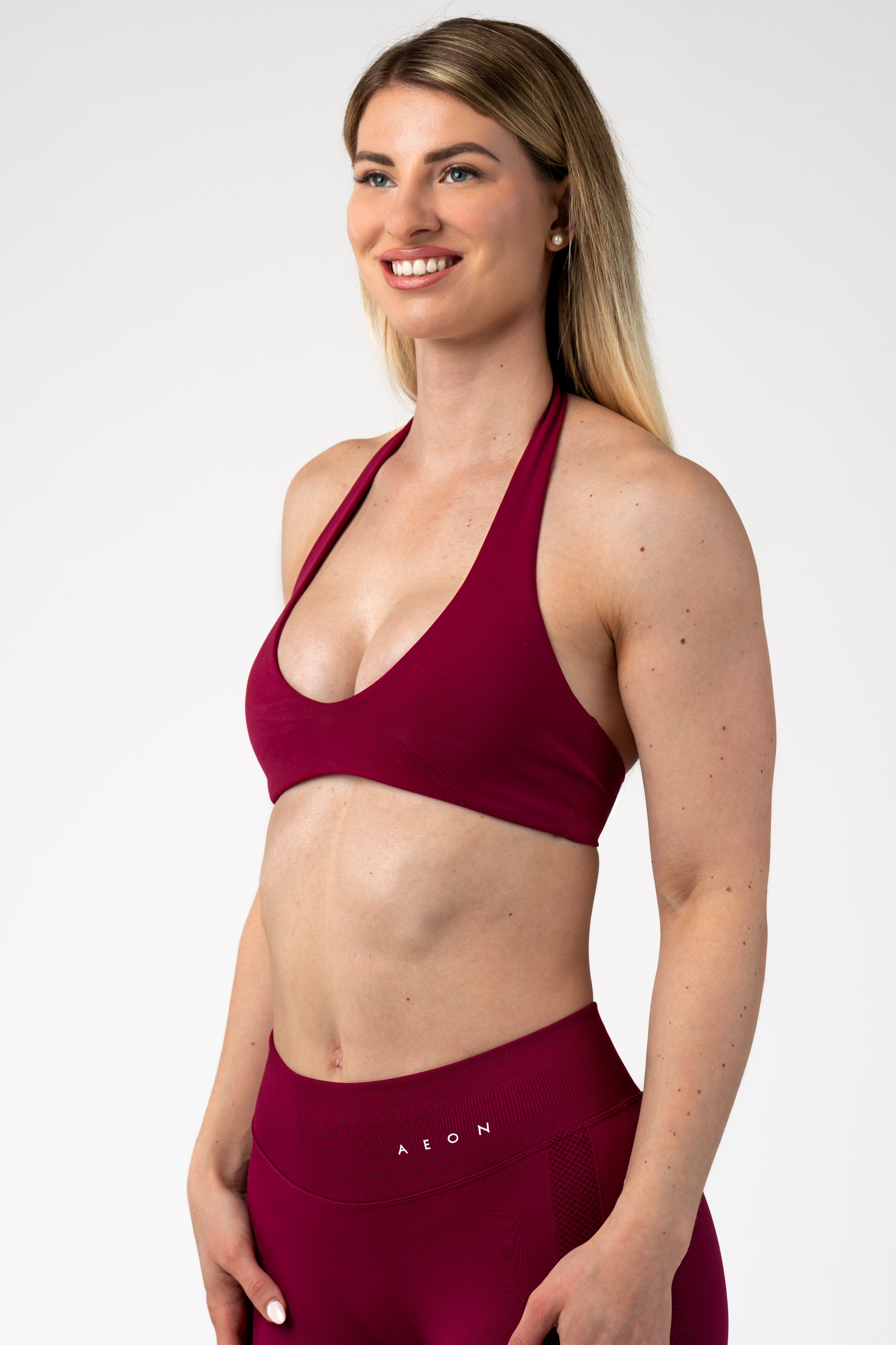 MOTION SEAMLESS HALTER NECK BRA V2