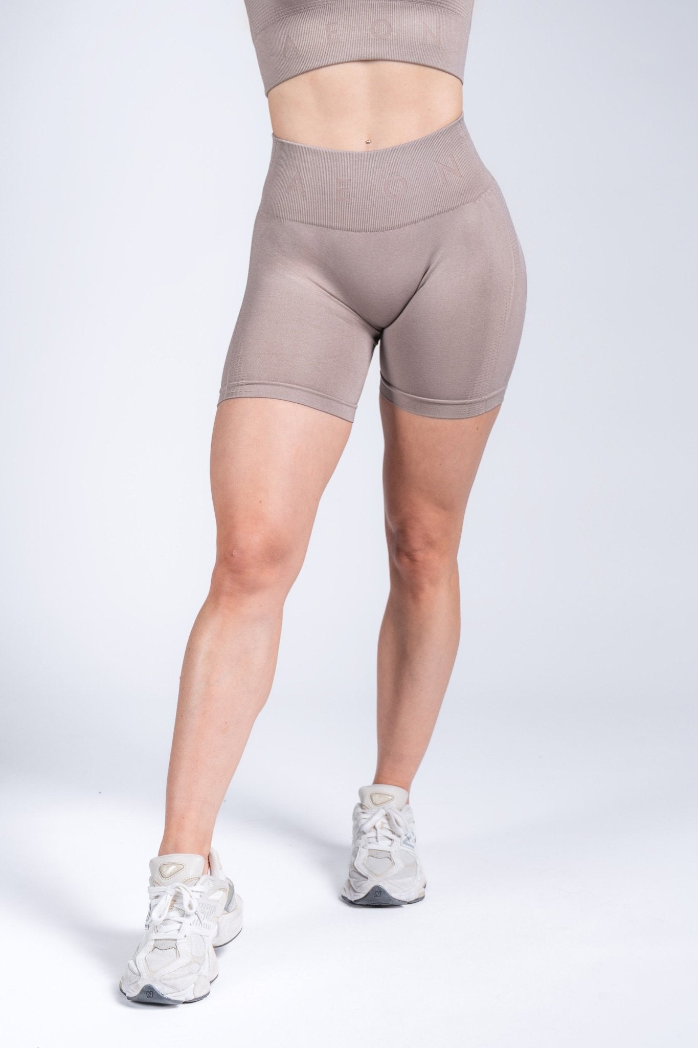 ELEVATE SEAMLESS SHORTS - Aeon Athletics
