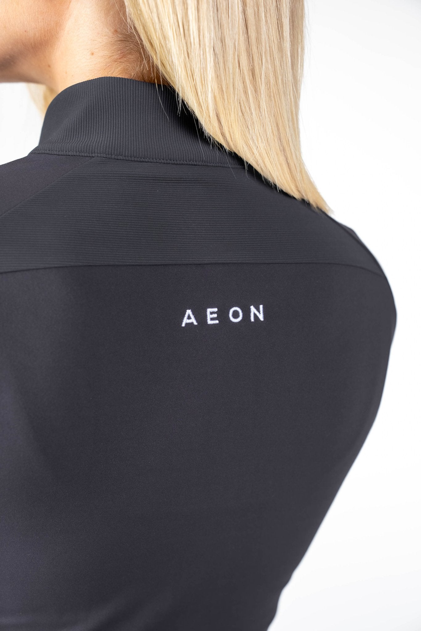 FLEXMOTION CROP JACKET - Aeon Athletics