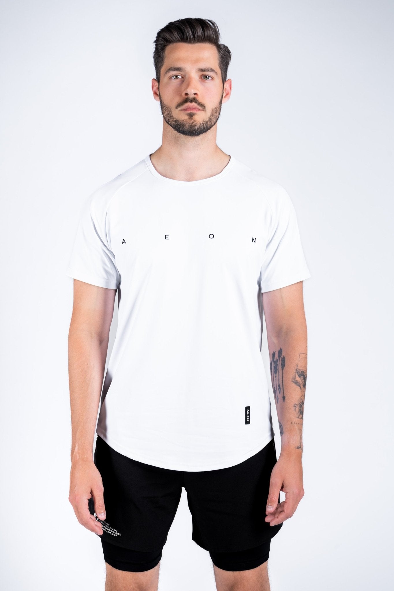 ICON PERFORMANCE TEE - Aeon Athletics