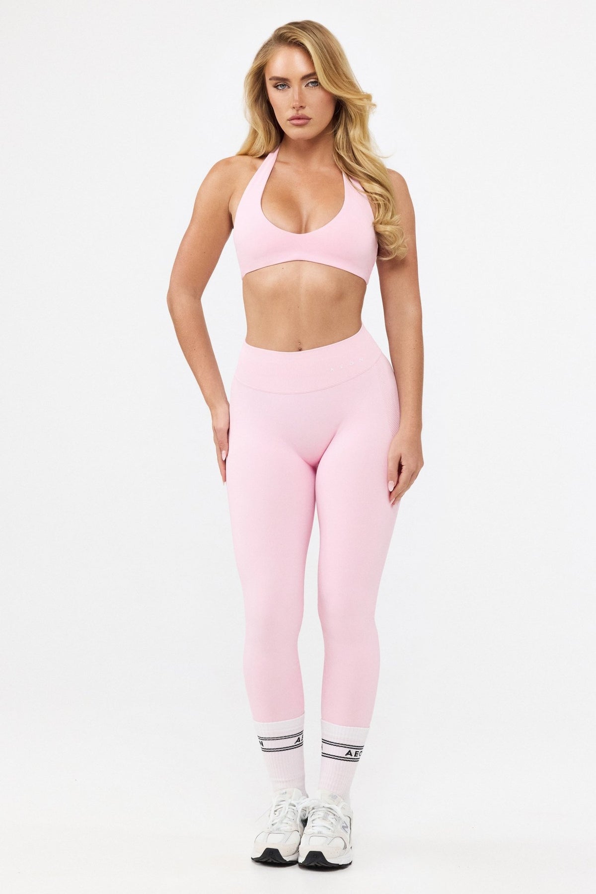 MOTION HALTER NECK BRA V2 - Aeon Athletics