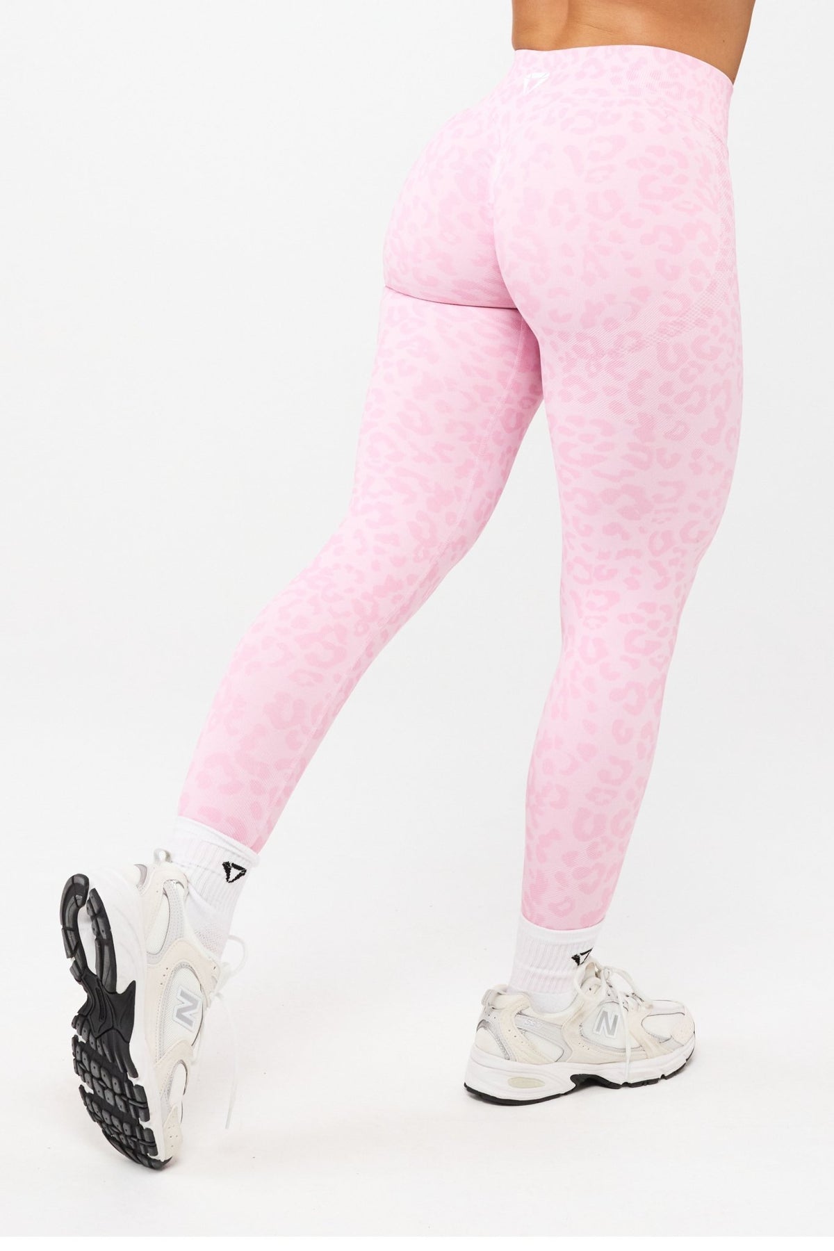 MOTION LEO MID WAIST SCRUNCH LEGGINGS V2