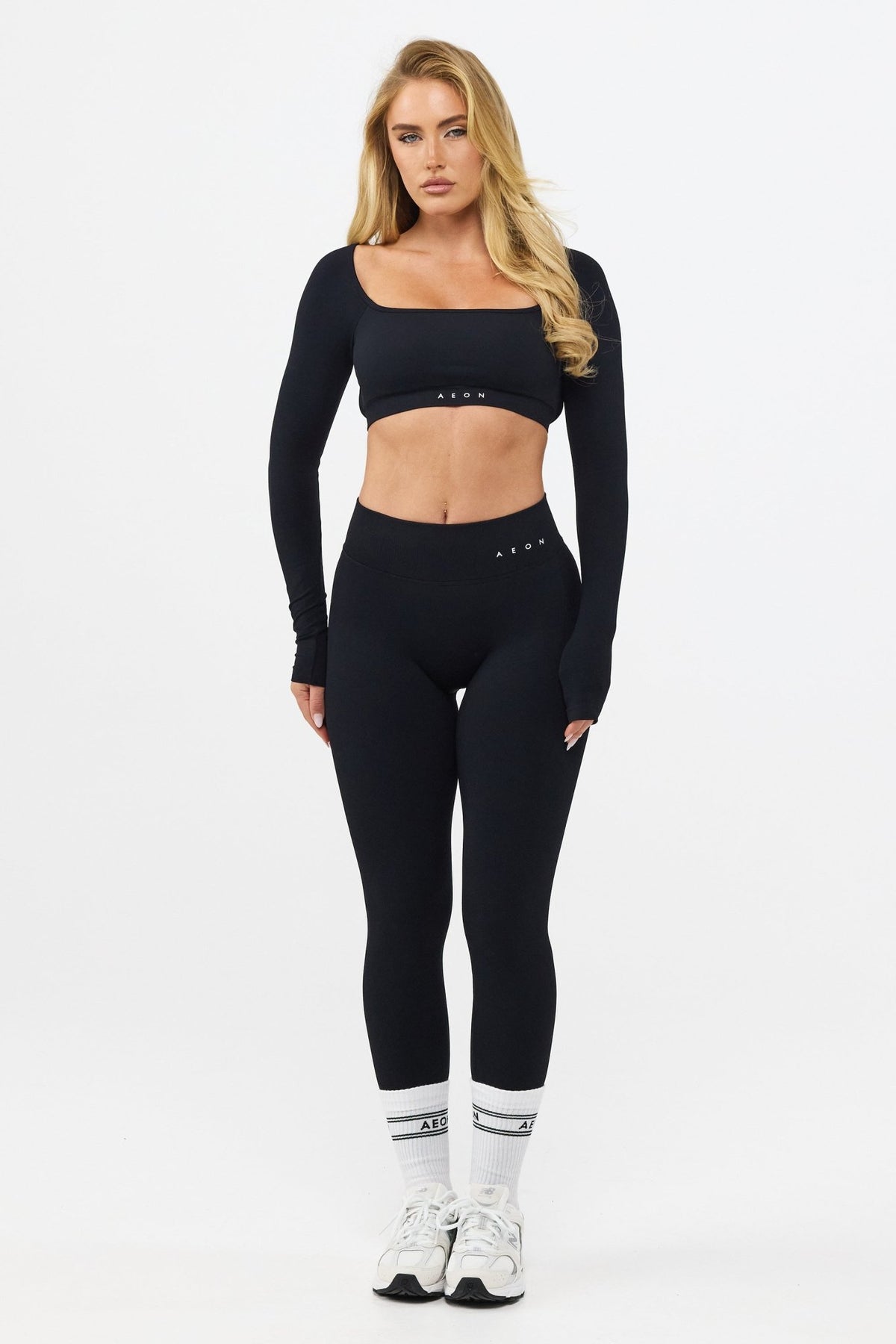 MOTION LONG SLEEVE CROP TOP V2 - Aeon Athletics