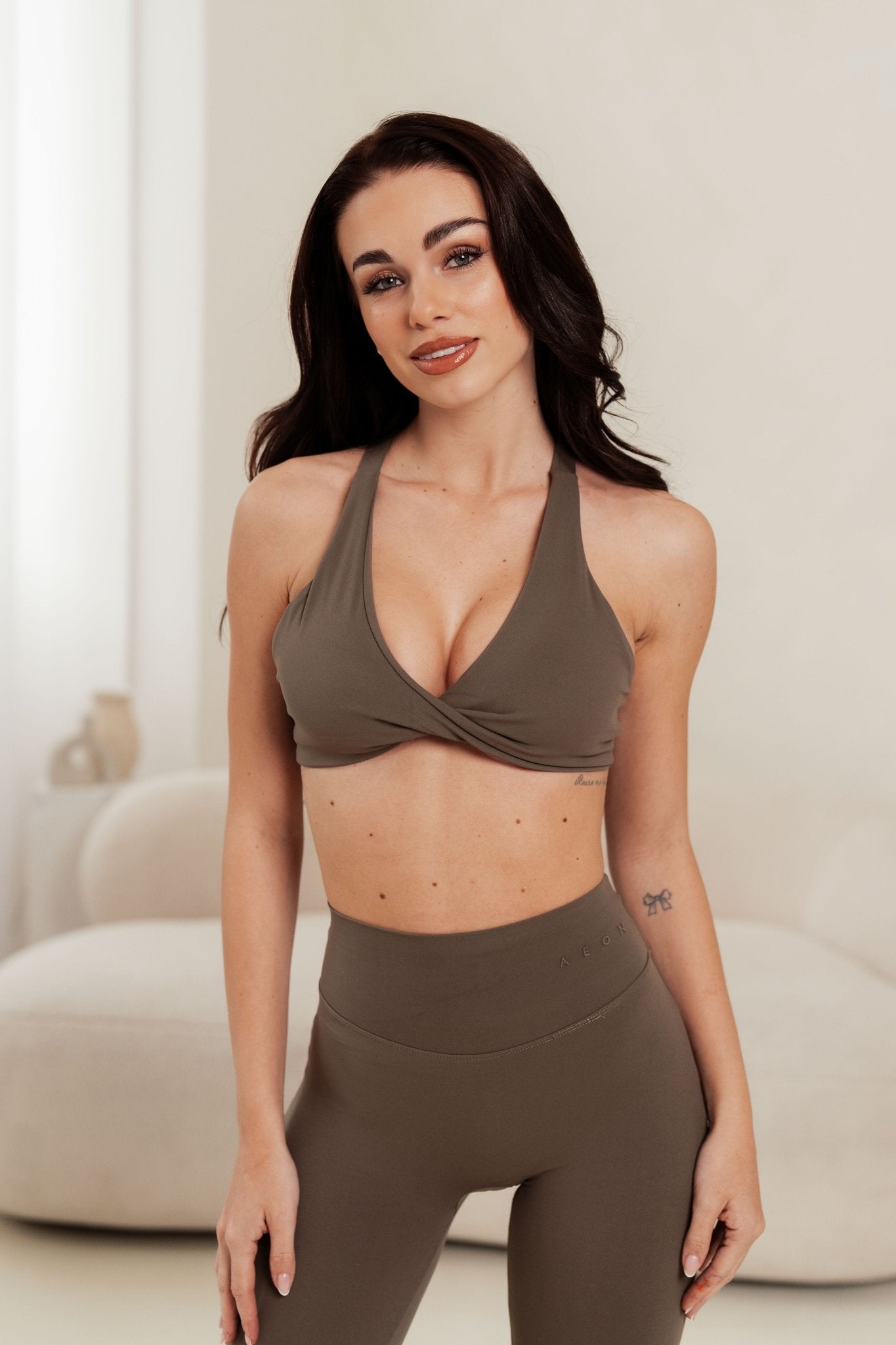 SECOND SKIN TWISTED BRA - Aeon Athletics