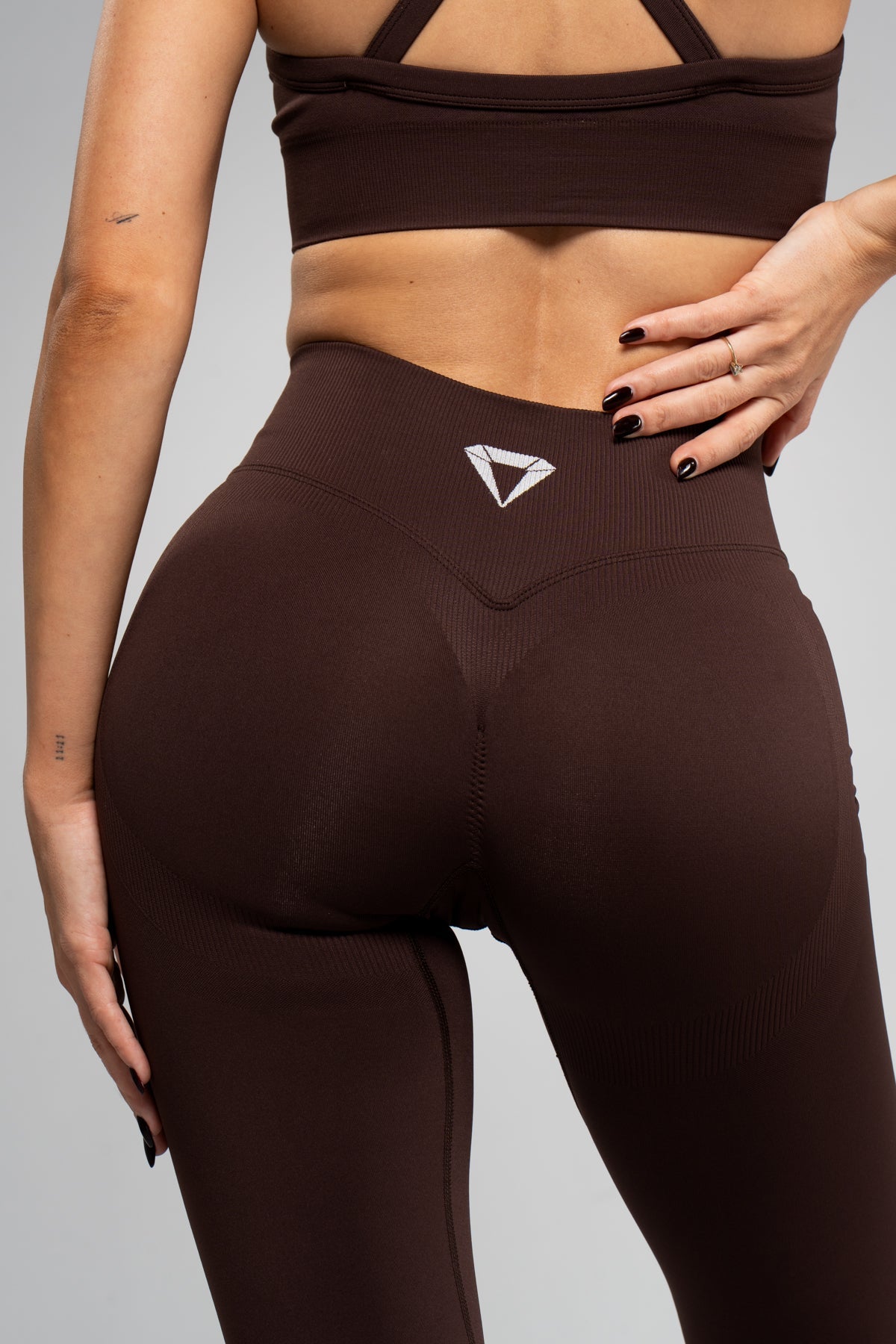 SIGNATURE HIGH WAIST HIDDEN SCRUNCH LEGGINGS - Aeon Athletics